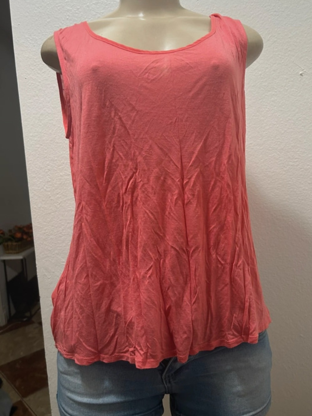 Women’s Mine Sleeveless open-back Coral Tank Top size M